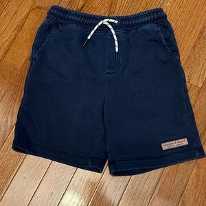 Boys vineyard vine shorts